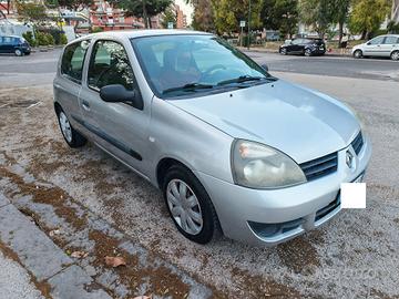 Renault Clio Storia 1.2 3 porte GPL Confort