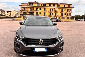 Volkswagen T-ROC 4 motion 2.0 150 cv Advanced