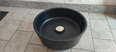 lavabo d'appoggio nero