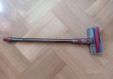 DYSON V8 ABSOLUTE CON ACCESSORI IN FOTO - USATO