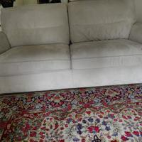 Divano 3 posti comodissimo ed elegante