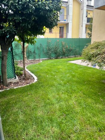 Appartamento 2 livelli con giardino privato