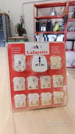 Adattatore universale da viaggio