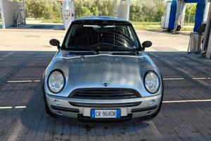 Mini 1.4 tdi One D ok neopatentati