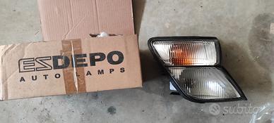 Freccia + luce posizione DX Nissan patroL GR nuova