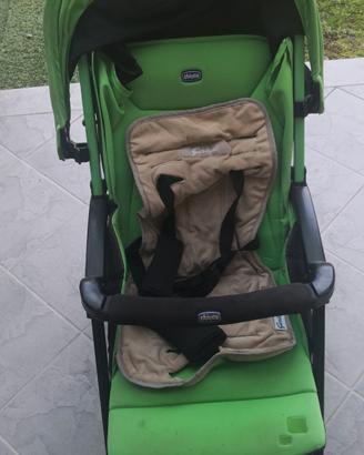 Passeggino ultraleggero Chicco + accessori