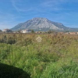 TER. RESIDENZIALE A MONTESARCHIO