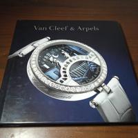VAN CLEEF & ARPELS - Watch Collection Book