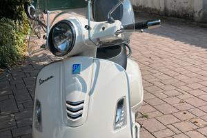 Vespa gts 300