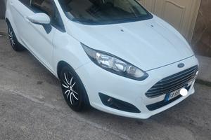 Ford Fiesta 1.4 GPL 