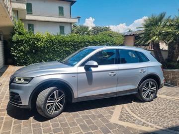 Audi Q5 - Quattro Sline
