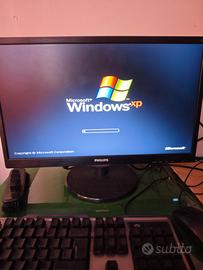 computer con Windows XP, leggi info