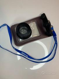Custodia subacquea per camera compatta