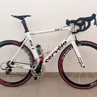 BICI DA CORSA BDC CERVÉLO PERSONALIZZATA UNICA