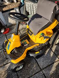 Trattorino tagliaerba