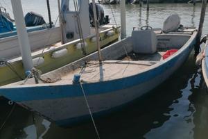 barca con posto barca a Gorino