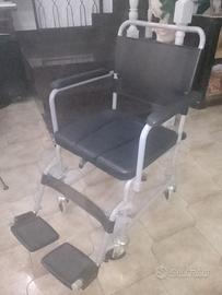 Sedia comoda o sedia Wc