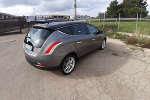 Lancia delta 1.6 Mjt platino