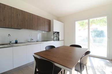 3 LOCALI A ROSETO DEGLI ABRUZZI