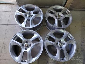 Cerchi in lega da 17 pollici per alfa Romeo mito e