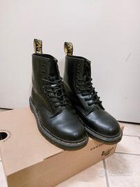 Dr. Martens 