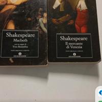 due libri Shakespeare  in lingua inglese e 