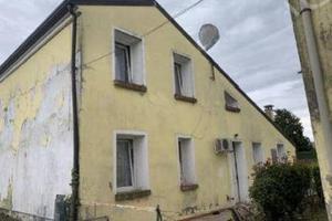 Immobile in asta di 111 m² con 3 locali e box auto