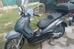 Piaggio Beverly Cruiser