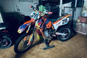 KTM 525