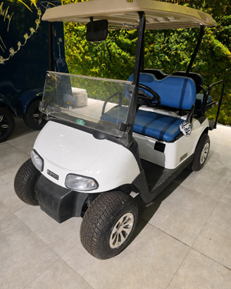 GolfCar E-Z-GO RXV 48V Elettrico 4 Posti