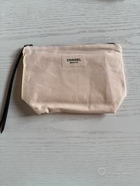 Chanel pochette beauty