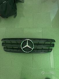 Griglia anteriore Mercedes originale con stella