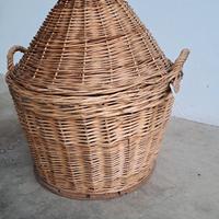 n. 5 damigiane in vetro impagliate da 54 litri