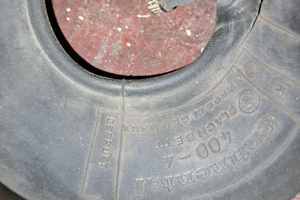 Coperture e una camera d'aria mezzi agricoli