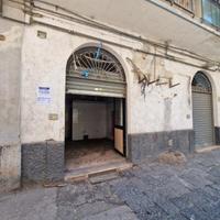 Via Stefano Brun -Locali commerciali frontestrada