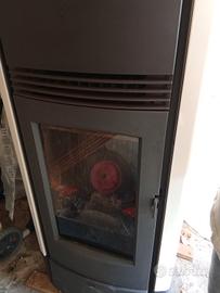 stufa a pellet superior Sonia usata 