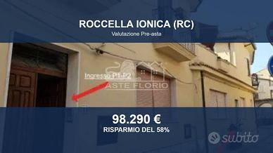 Immobile in asta di 472 m² con più di 5 locali a R