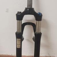 SF11-NRX D-LO 700C forcella ammortizzata suntour