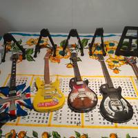 mini chitarra in legno 