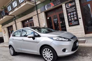 Ford Fiesta 1.4 BENZ/GPL 97CV PERFETTA