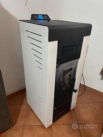 Stufa a Pellet 14 kW Niagara XL + Tubi Fumaria