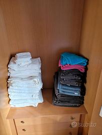 STOCK BIANCHERIA PER LA CASA COME NUOVA