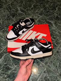 Nike dunk low nere bianche taglia 39