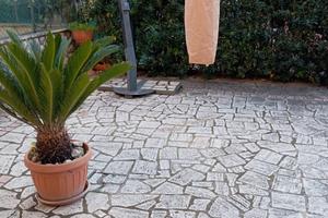 Villa adriana trilocale con corte esterna