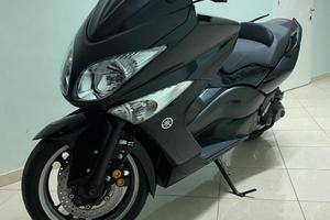 Yamaha T Max 500