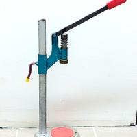 Tappabottiglie Tappatrice per Tappi a Corona 