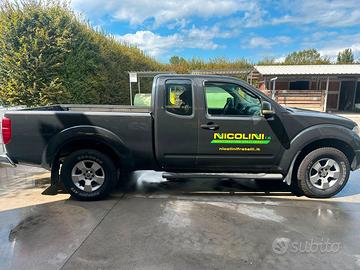 NISSSAN NAVARA king cab 4WD