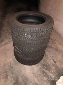 Gomme invernali Hankook 225/60 R17 99H