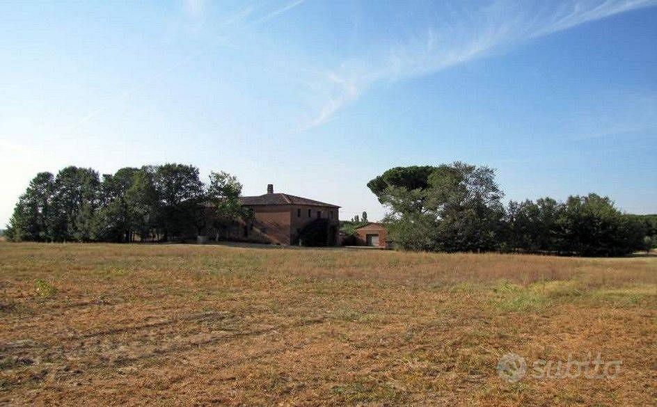 Rustico / Casale di 1200 m² con box auto a Cortona - Vista 4