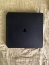 Playstation 4 (usata) + Controller grigio+giochi